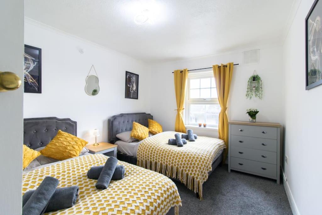 Open Mind Property - Southsea With Free Parking 朴次茅斯 外观 照片